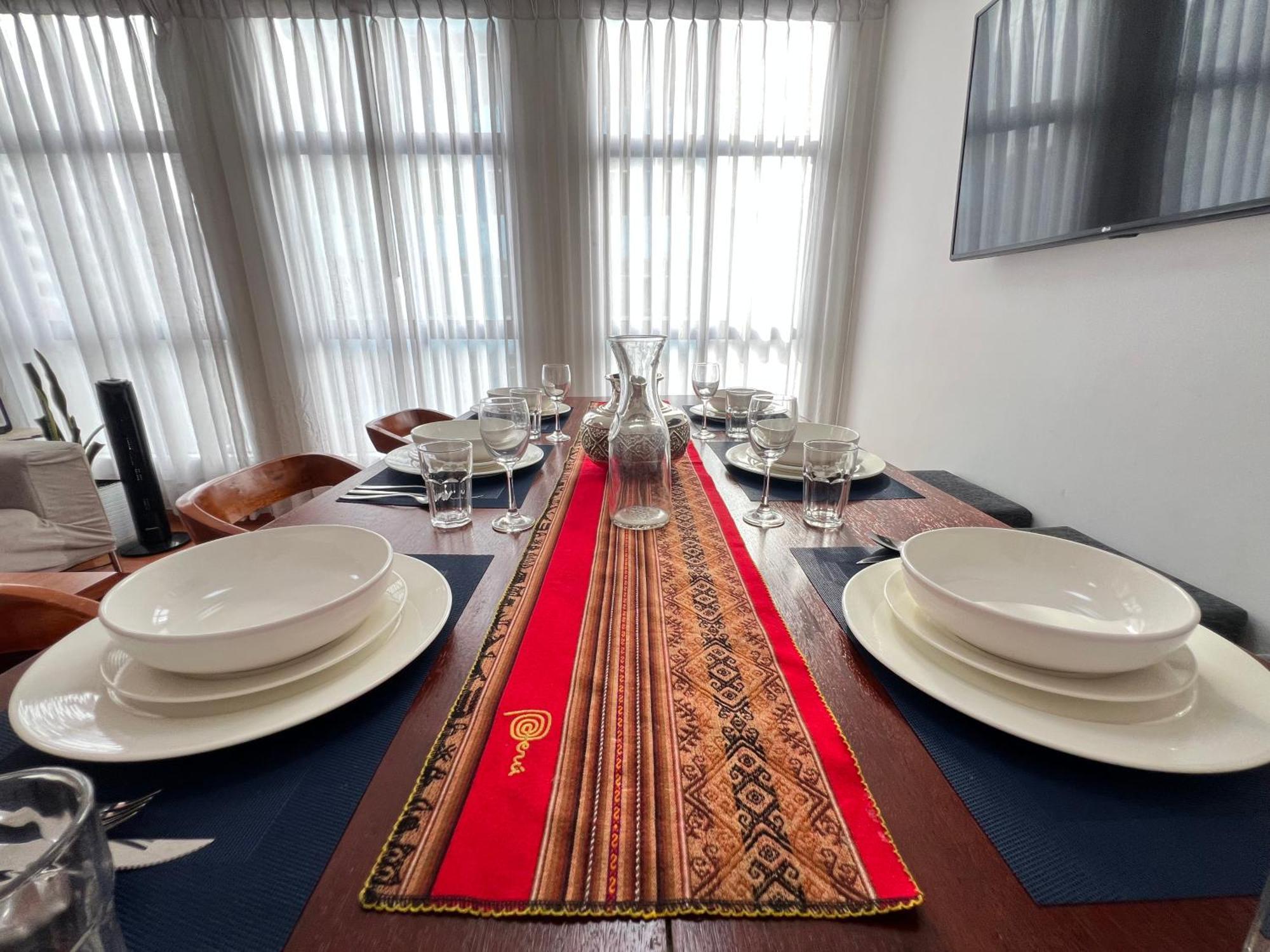 Downtown Lima Apt With May Promo Book & Save Big Экстерьер фото