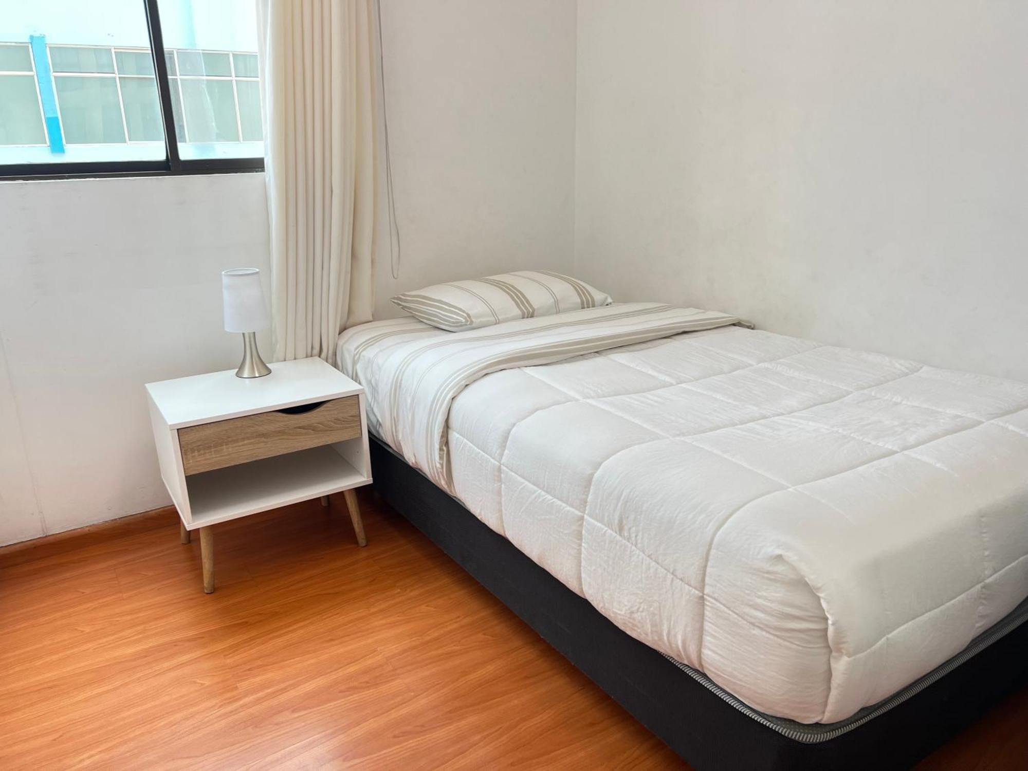 Downtown Lima Apt With May Promo Book & Save Big Экстерьер фото