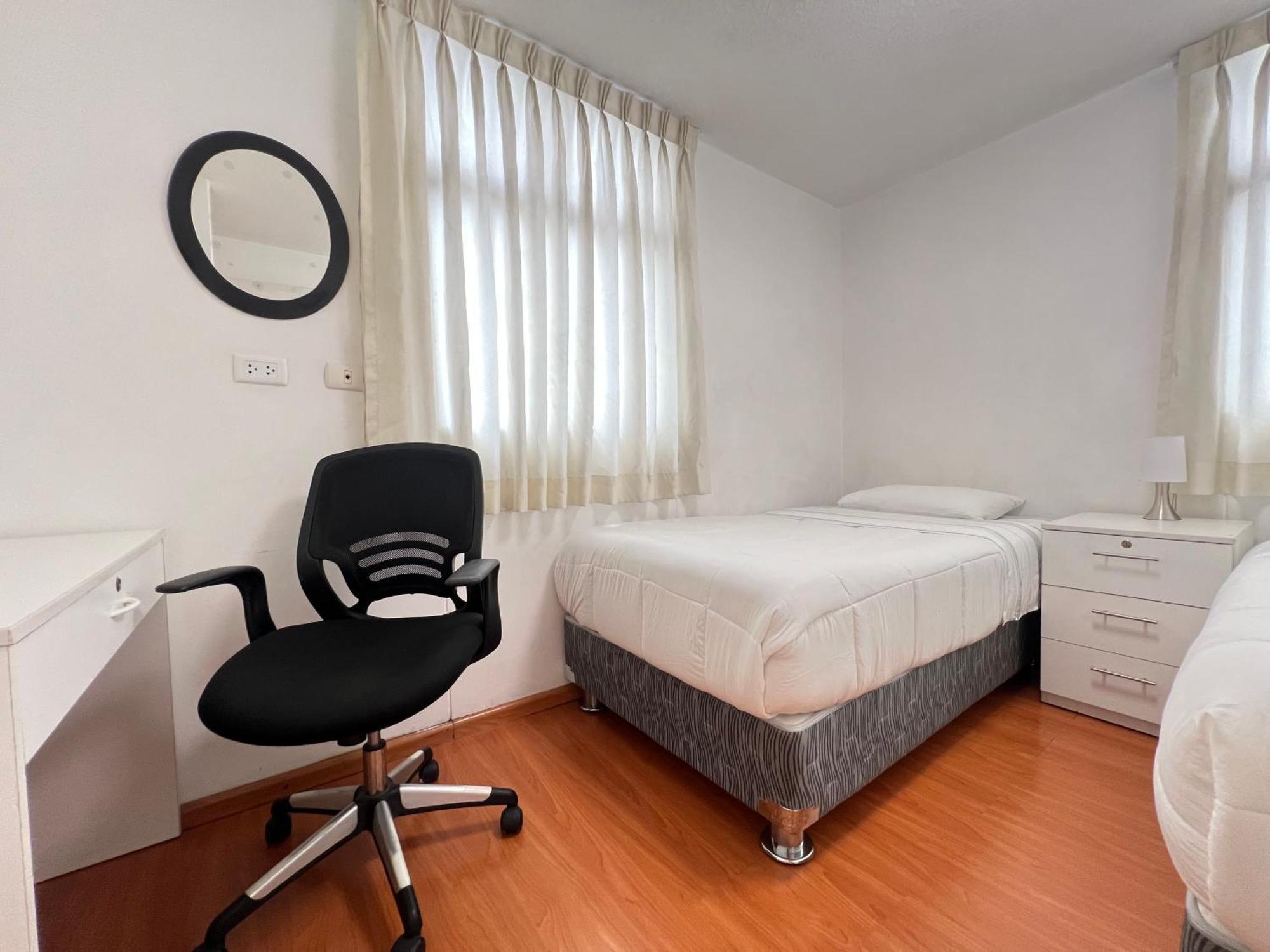 Downtown Lima Apt With May Promo Book & Save Big Экстерьер фото