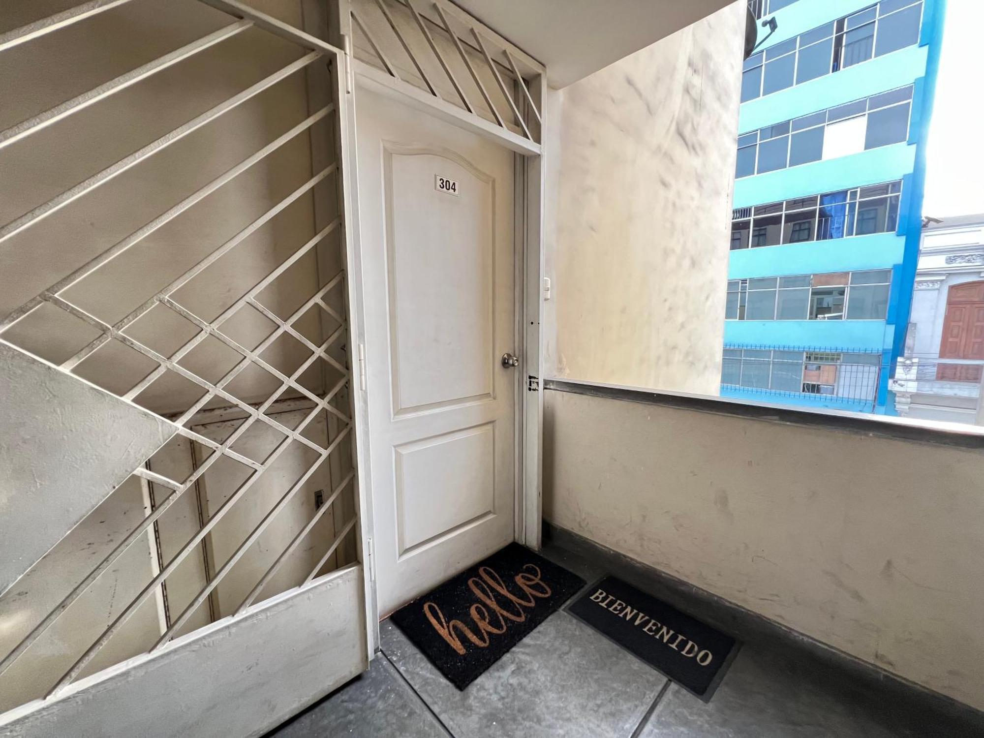 Downtown Lima Apt With May Promo Book & Save Big Экстерьер фото