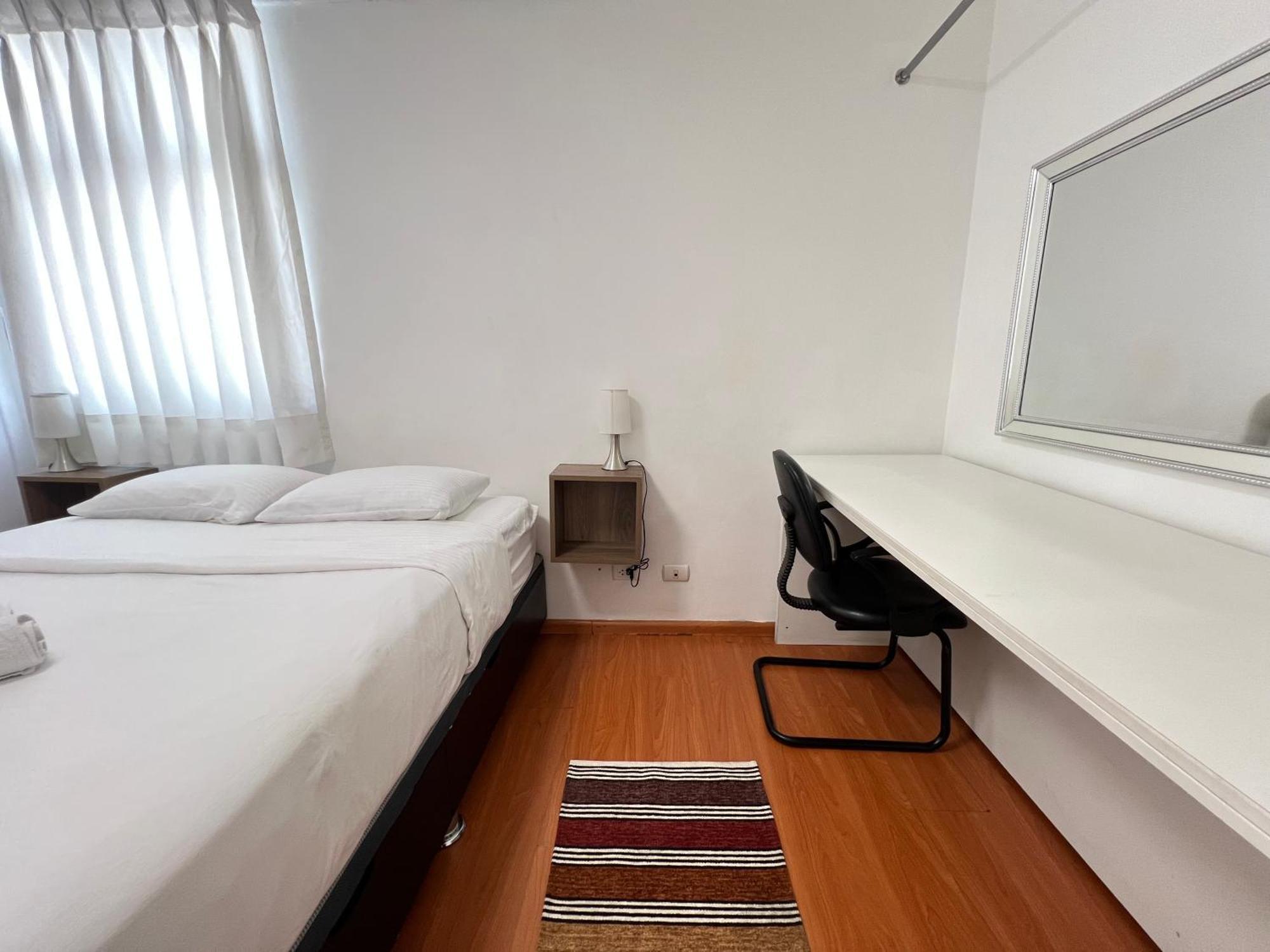 Downtown Lima Apt With May Promo Book & Save Big Экстерьер фото
