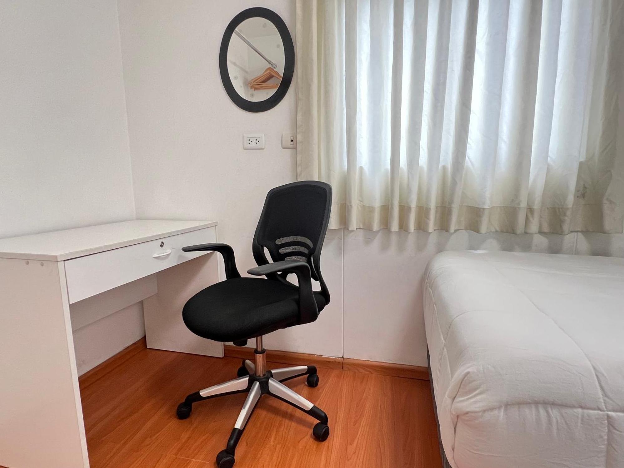 Downtown Lima Apt With May Promo Book & Save Big Экстерьер фото