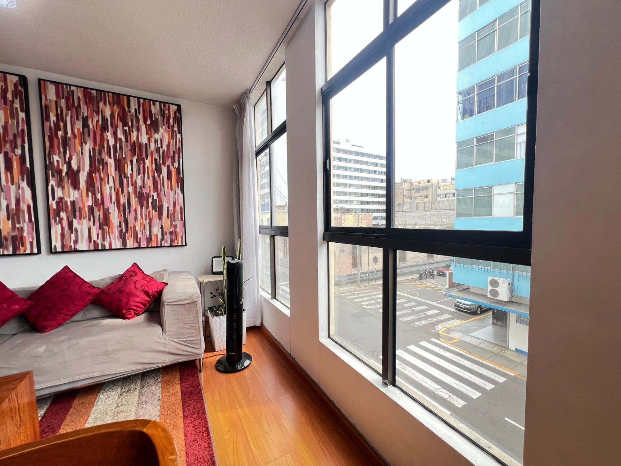 Downtown Lima Apt With May Promo Book & Save Big Экстерьер фото