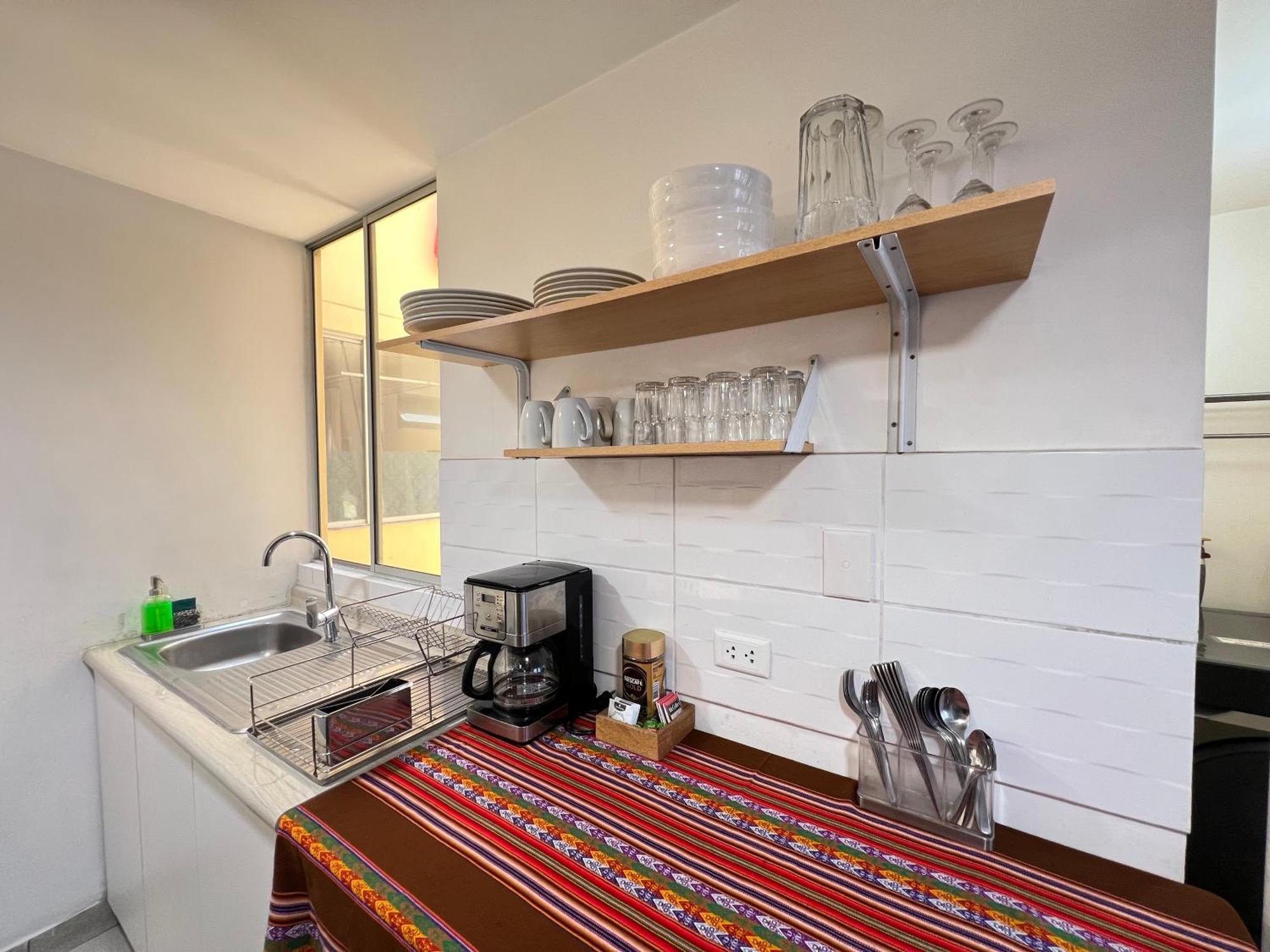 Downtown Lima Apt With May Promo Book & Save Big Экстерьер фото